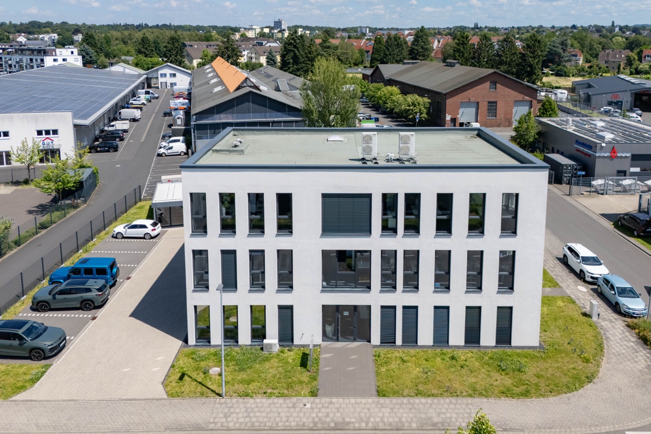 1 — Leverkusen Cube